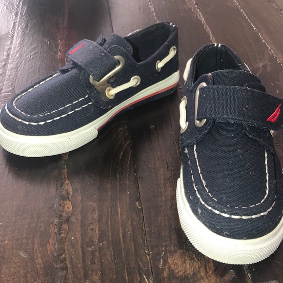 NWOT Nautica Kids Boat shoes - Picture 2 of 5